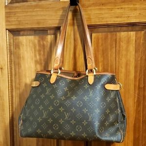 Authentic Louis Vuitton Batignolles Bag